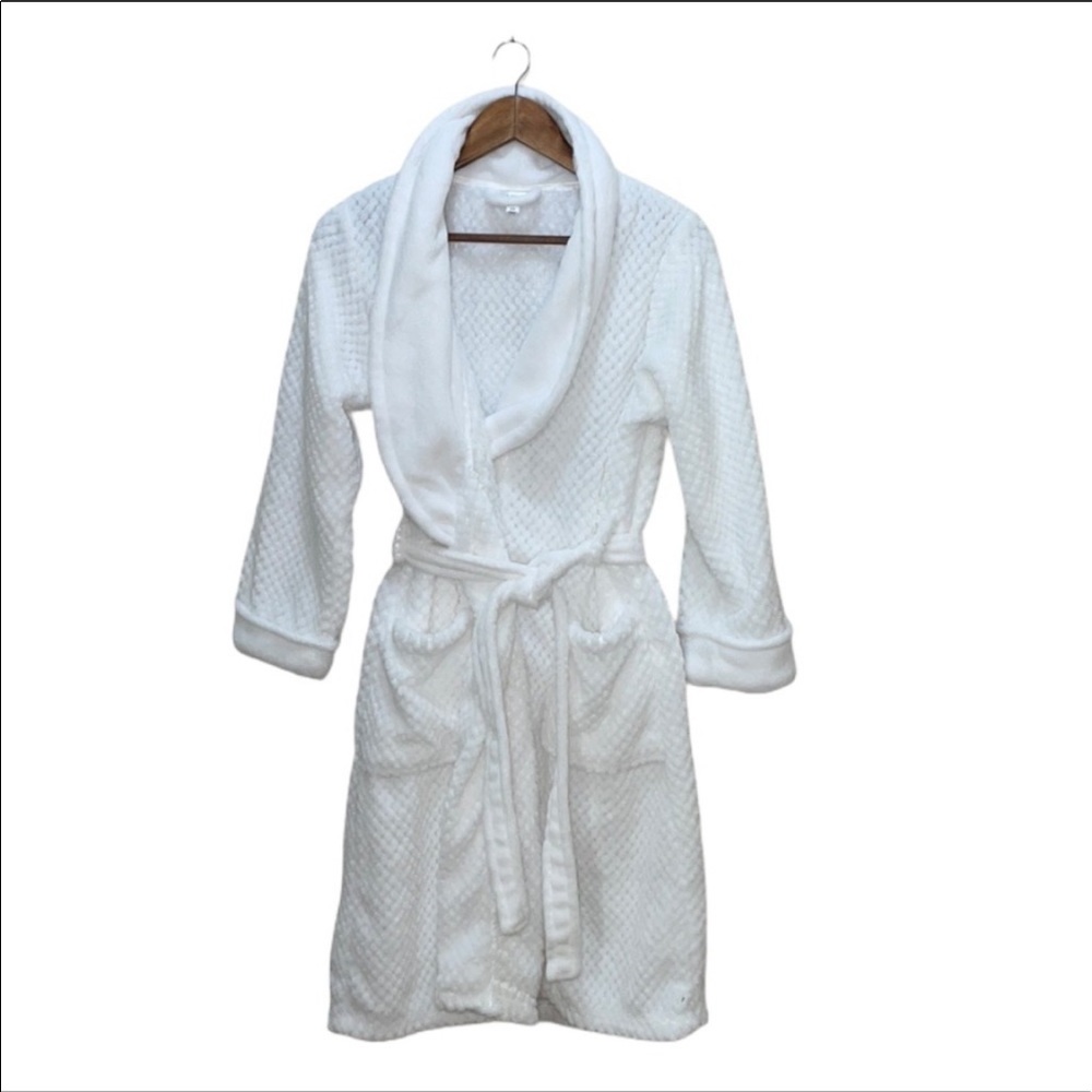 Ulta Beauty Plush Robe - Picture 3 of 4